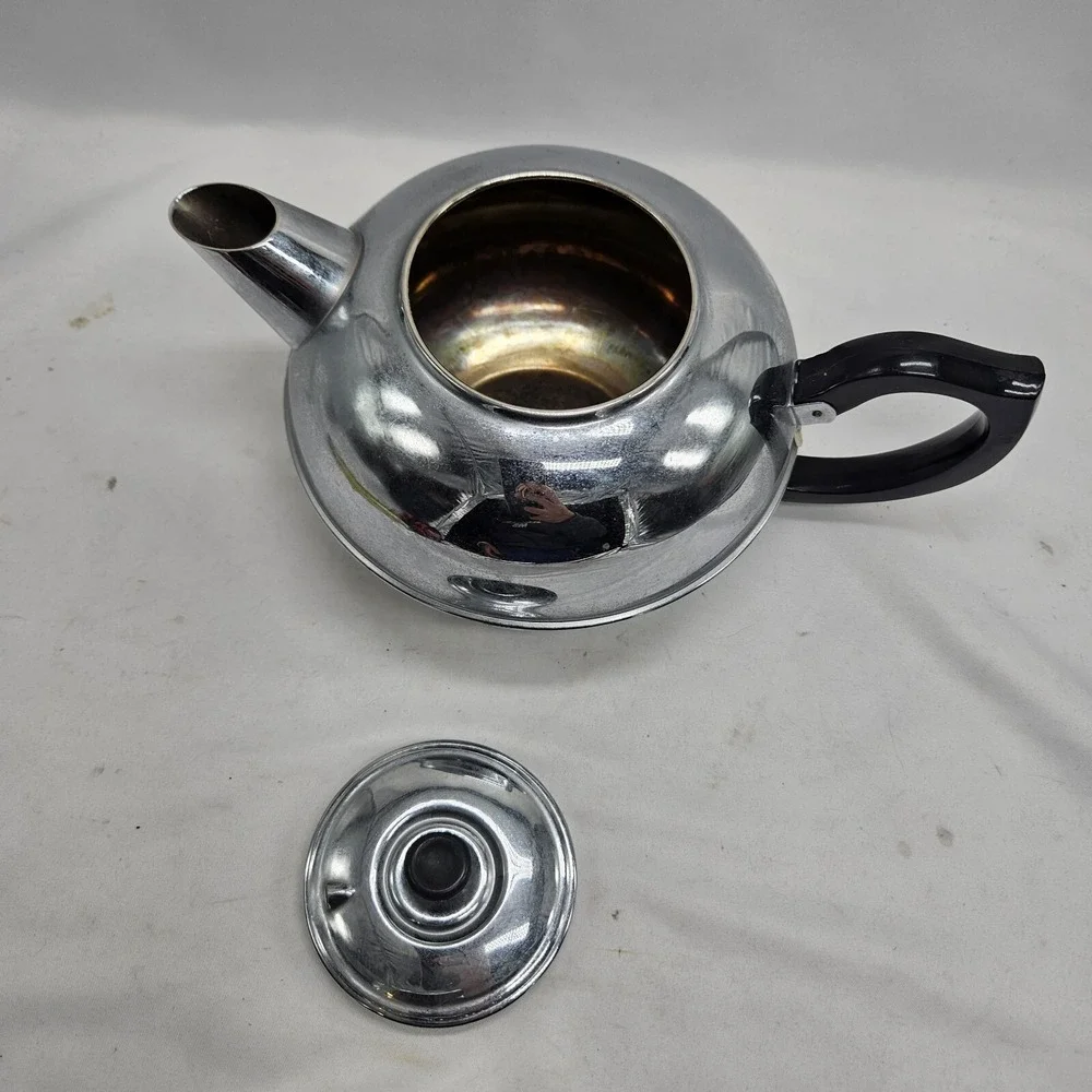 Britdis Chrome 6- cup Tea‎ Pot New Zealand....